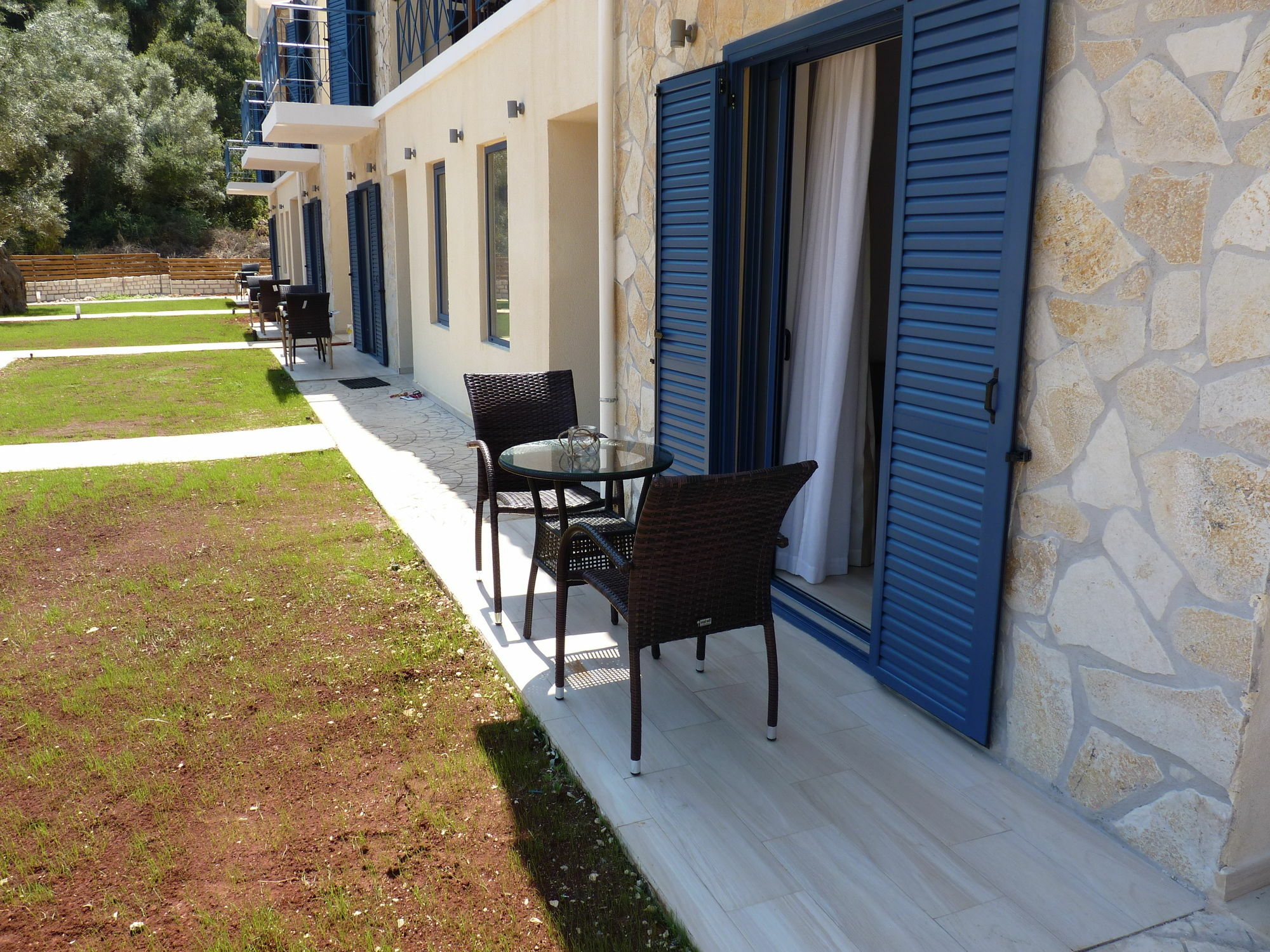 Ilianthos Apartments & Studios มิกรอส ยาลอส ภายนอก รูปภาพ